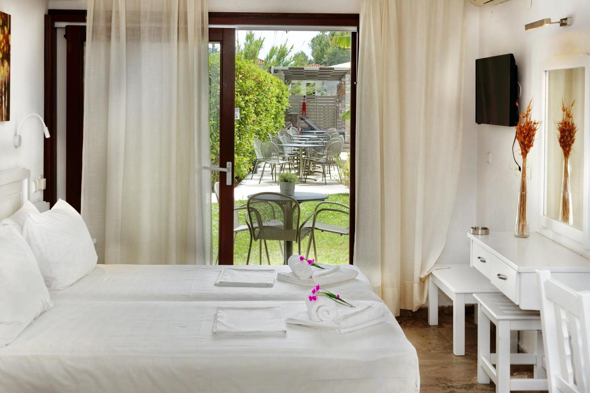 טרולוס Hotel Korali מראה חיצוני תמונה